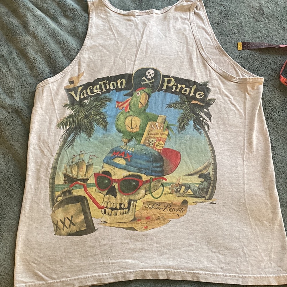 Vintage Disney WDW Pirates of The Caribbean Vacation Pirate White Tank Top Large